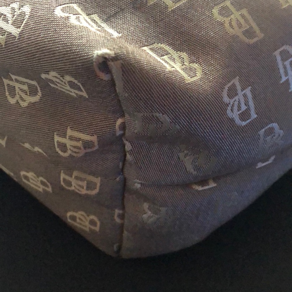 Dooney & Bourke handbag - Picture 3 of 7
